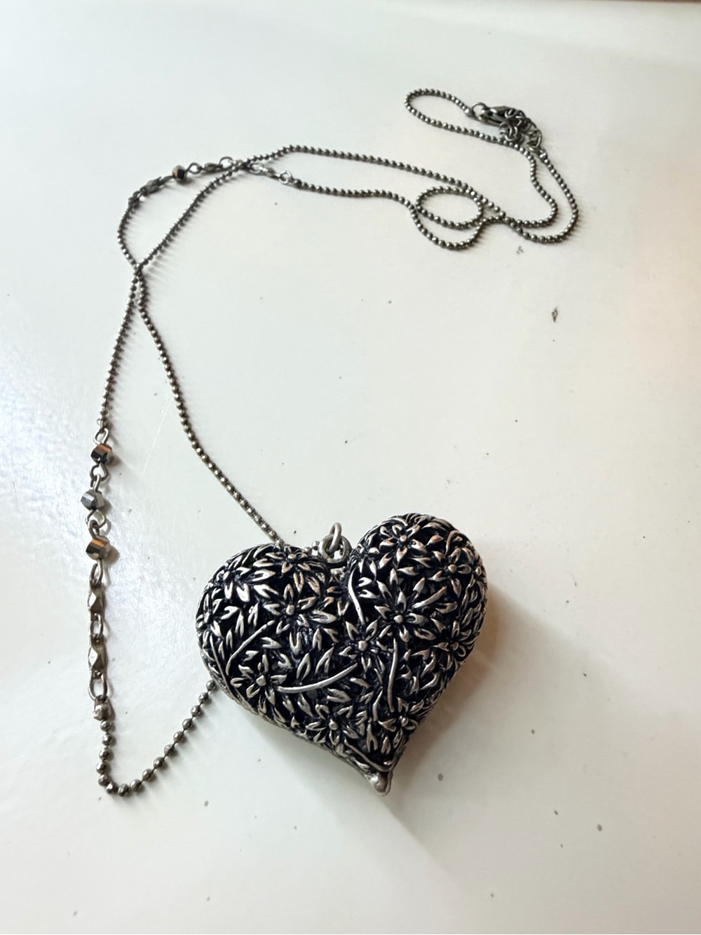 Heart Pendant Necklace - Silver Floral Design